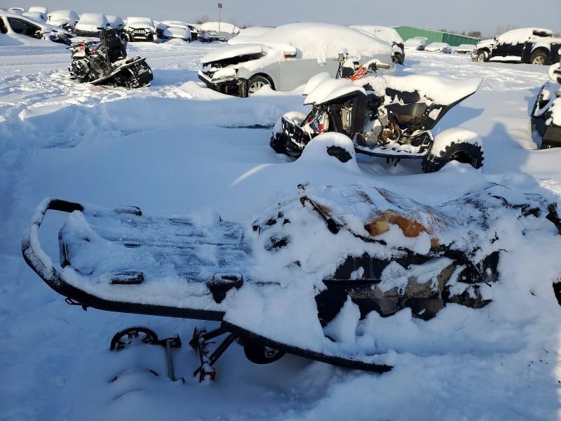 2023 Skidoo XRS Renega