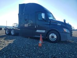Freightliner salvage cars for sale: 2019 Freightliner Cascadia 126 Semi Truck
