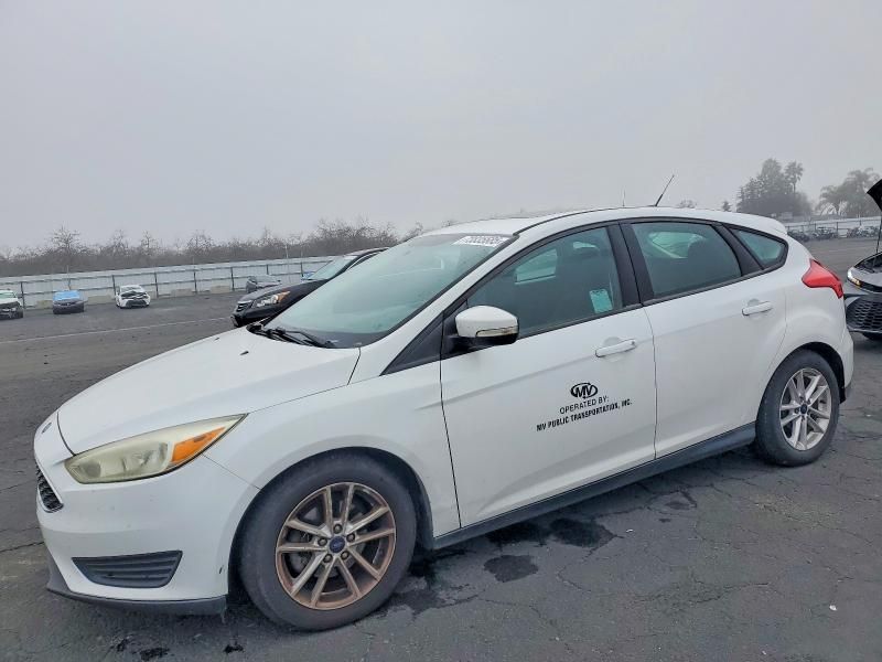 2016 Ford Focus se