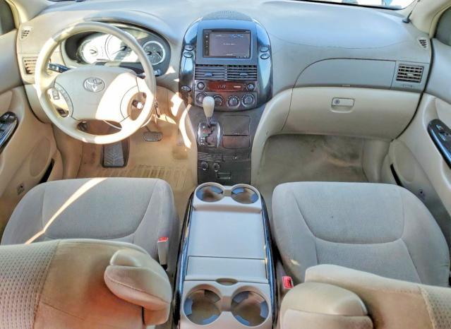 2004 Toyota Sienna ce