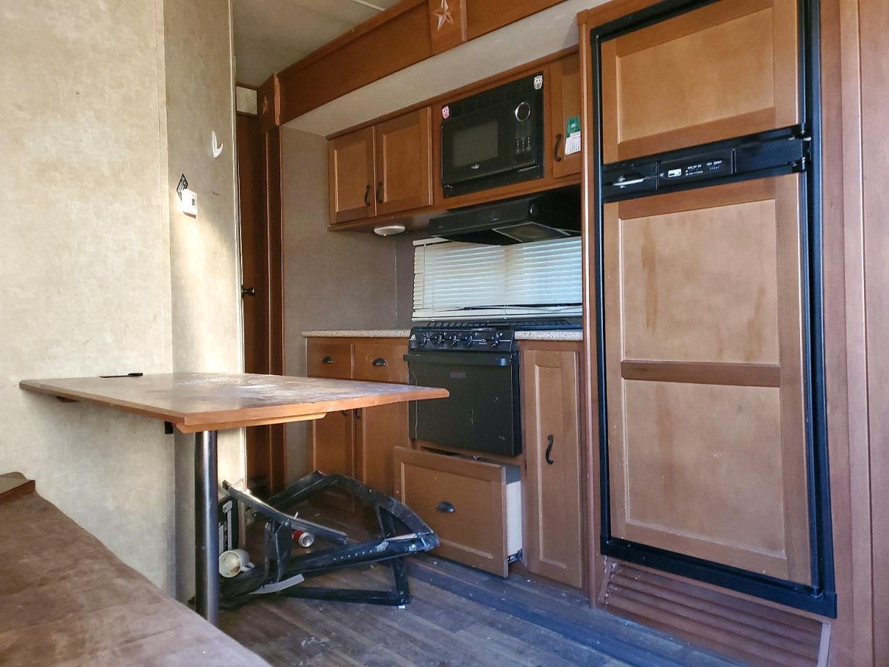 2016 Highland Ridge Light Seri