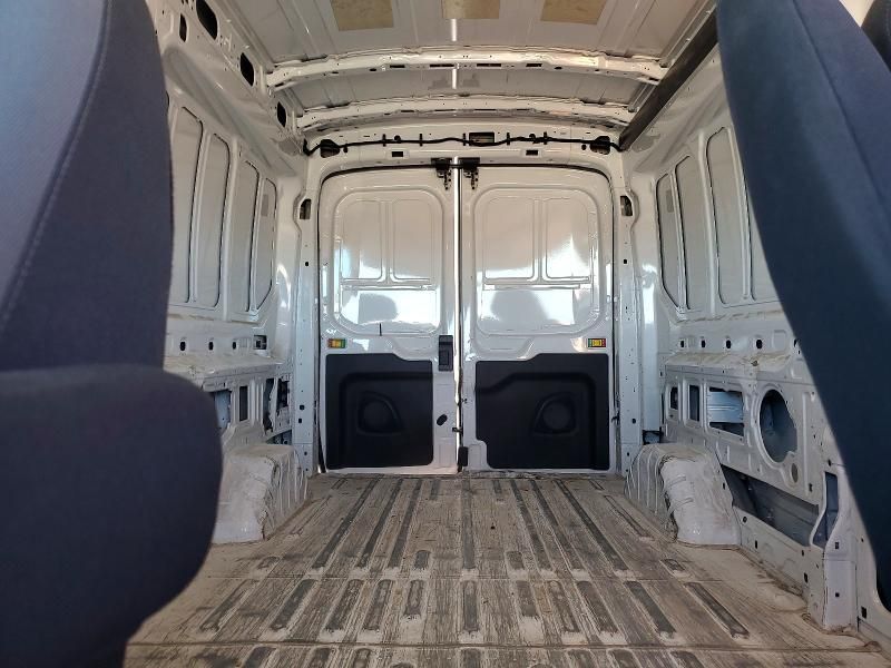 2023 Ford Transit T-250