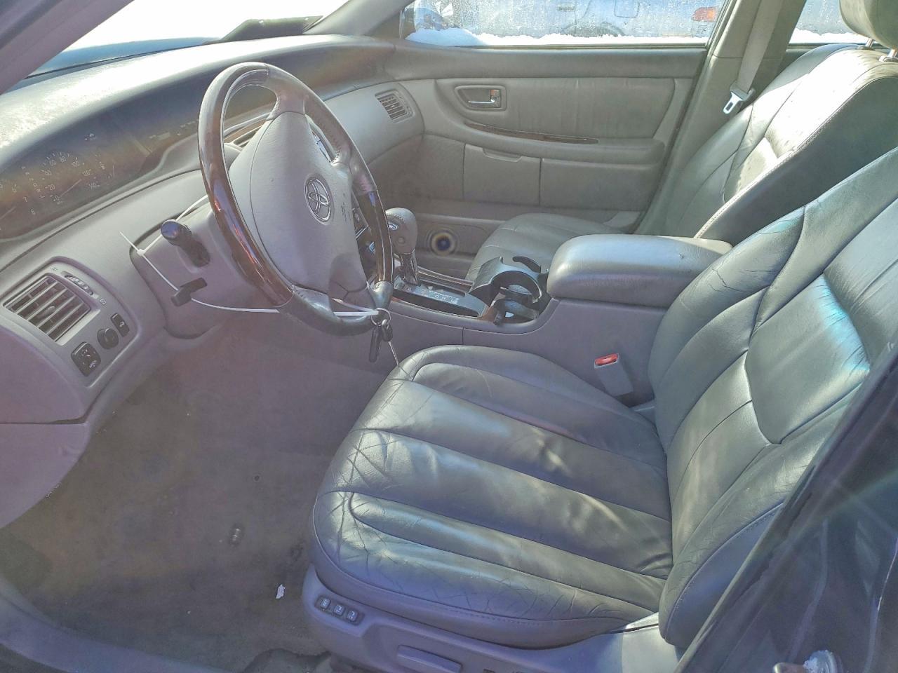 2003 Toyota Avalon xl