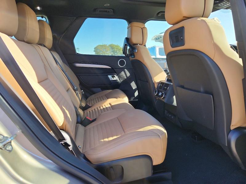 2025 Land Rover Discovery Dynamic se