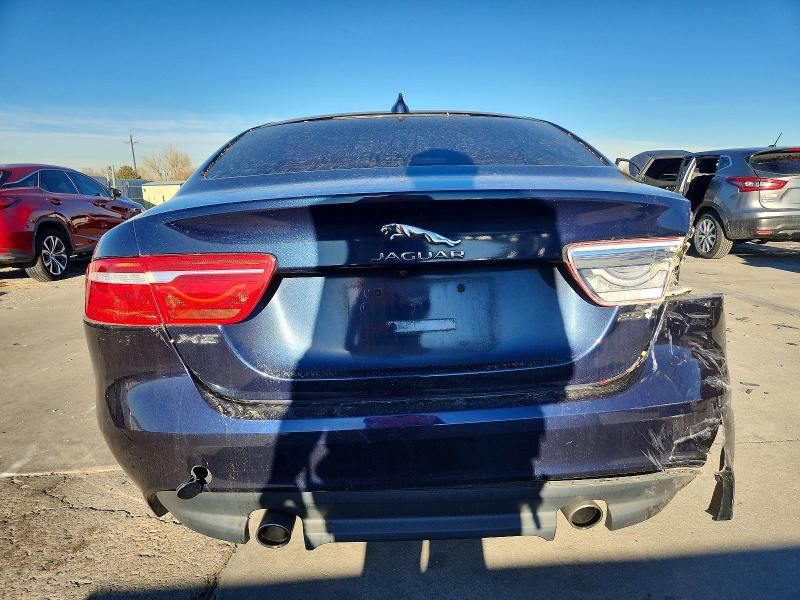 2017 Jaguar Xe Premium