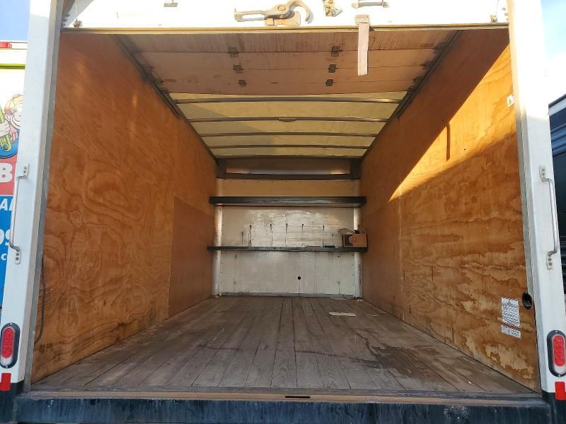 2019 Chevrolet Express box Truck