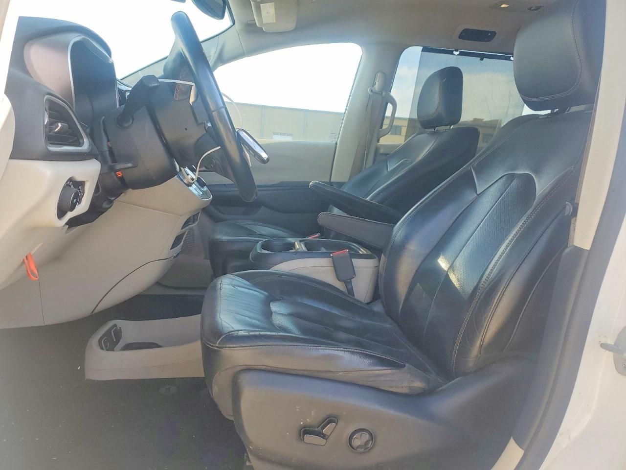 2019 Chrysler Pacifica Touring l