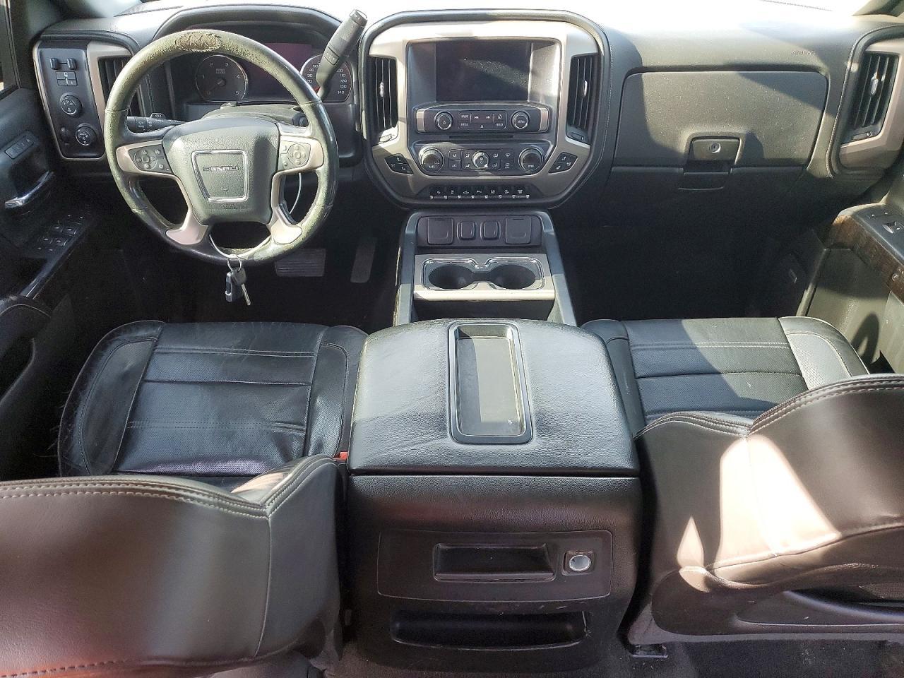 2015 GMC Sierra K2500 Denali