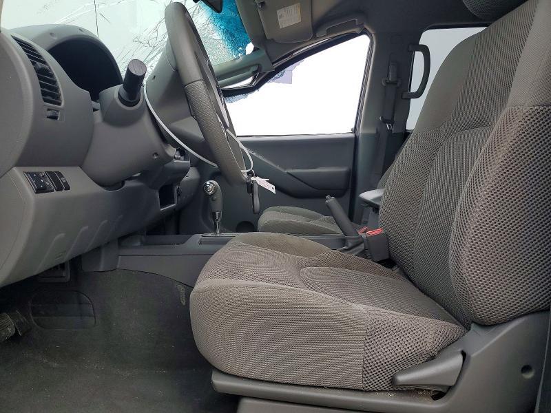 2006 Nissan Frontier Crew cab le