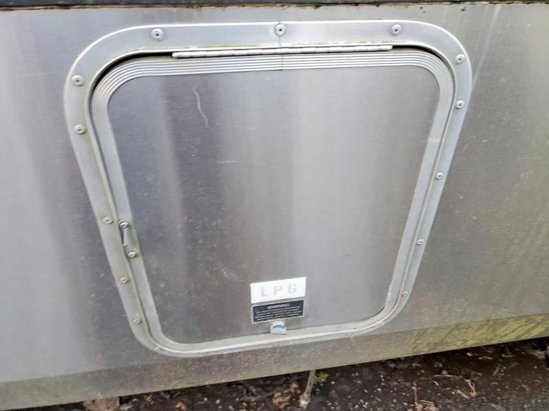 1993 Oshkosh Motor Truck Co. Chassis v Line Motor Home