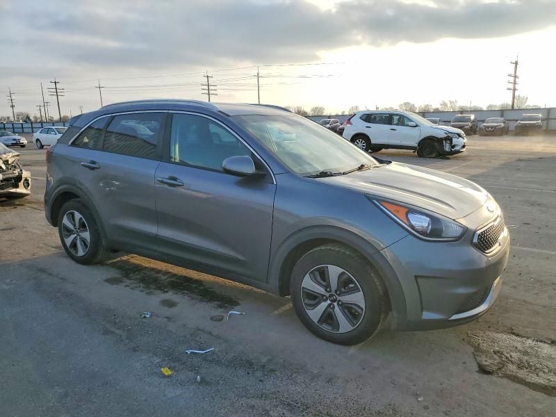 2017 KIA Niro lx