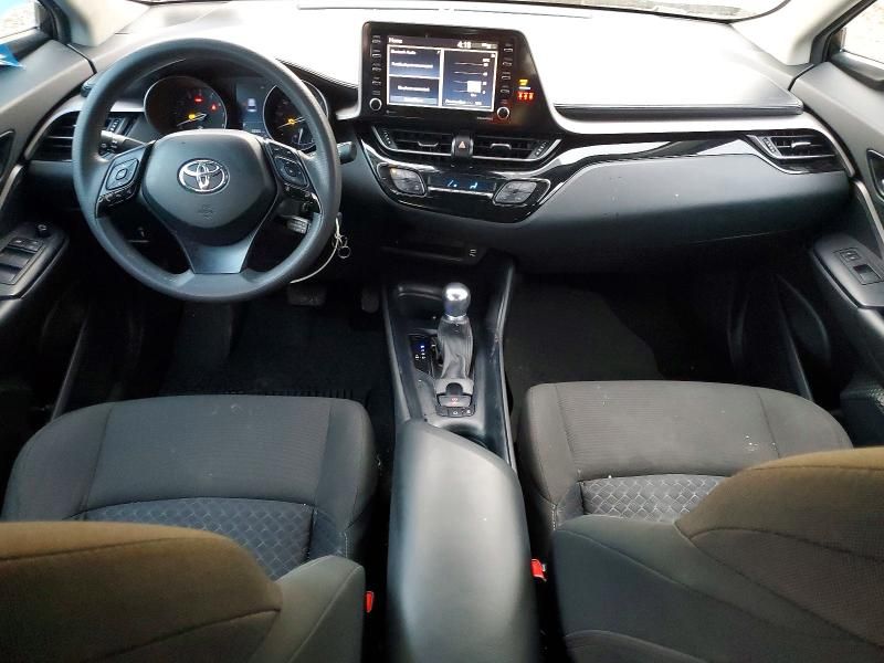 2021 Toyota C-hr xle