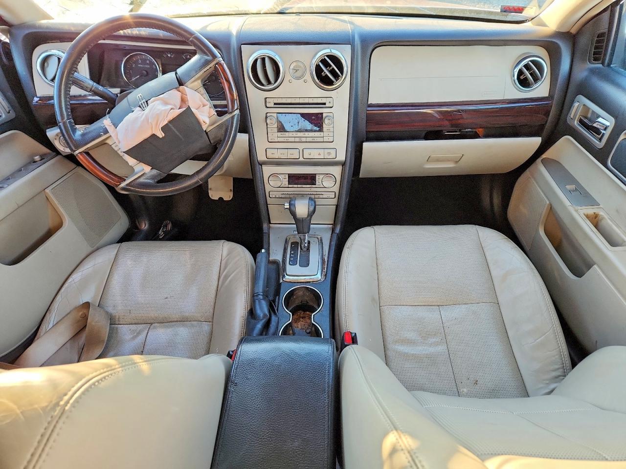 2008 Lincoln Townhouse MKZ