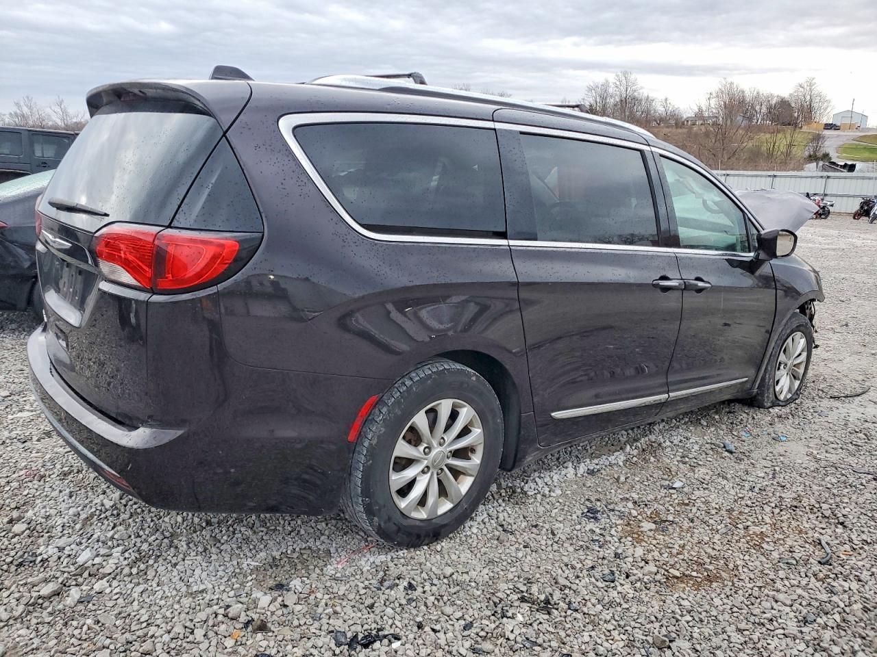 2018 Chrysler Pacifica Touring l
