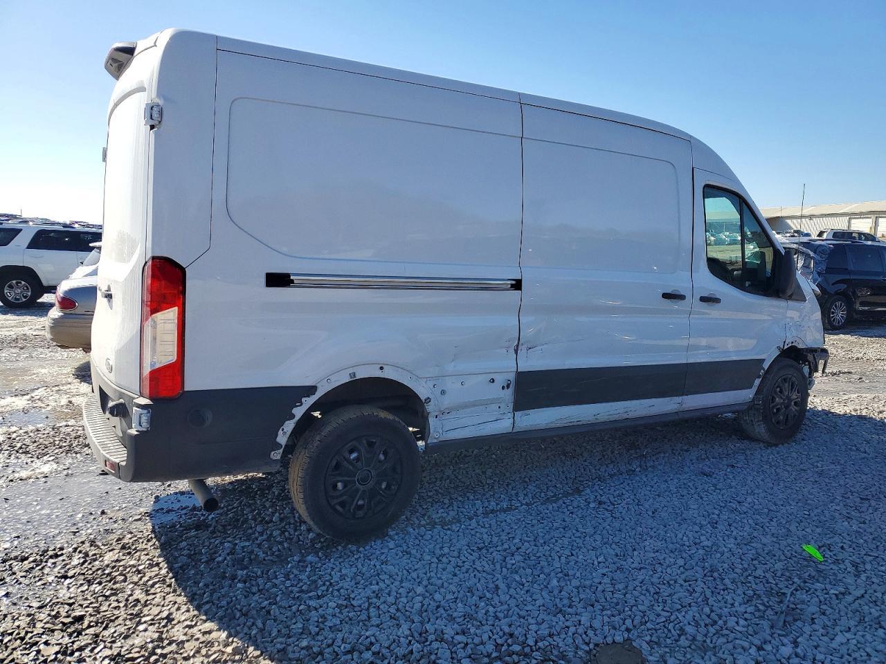 2024 Ford Transit 250 Medium Roof Delivery Van