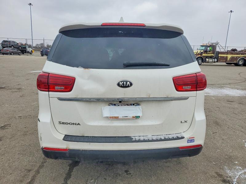 2019 KIA Sedona lx