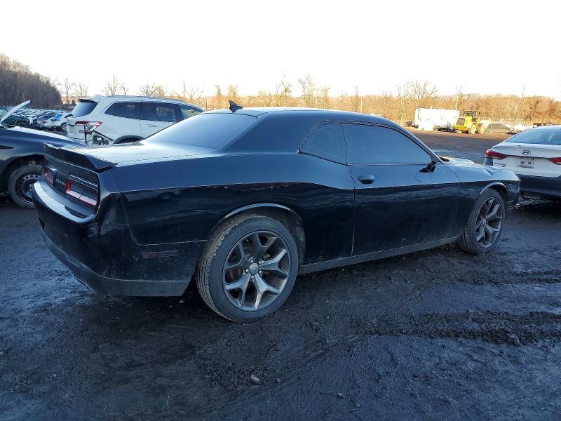 2017 Dodge Challenger sxt