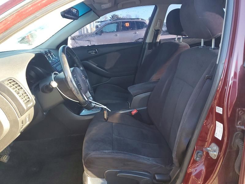 2012 Nissan Altima Base