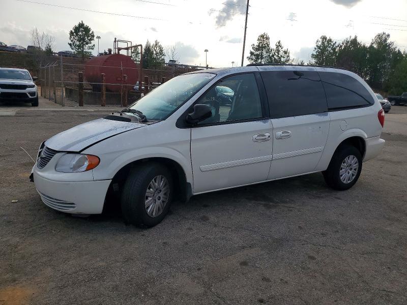 2004 Chrysler Town & Country lx