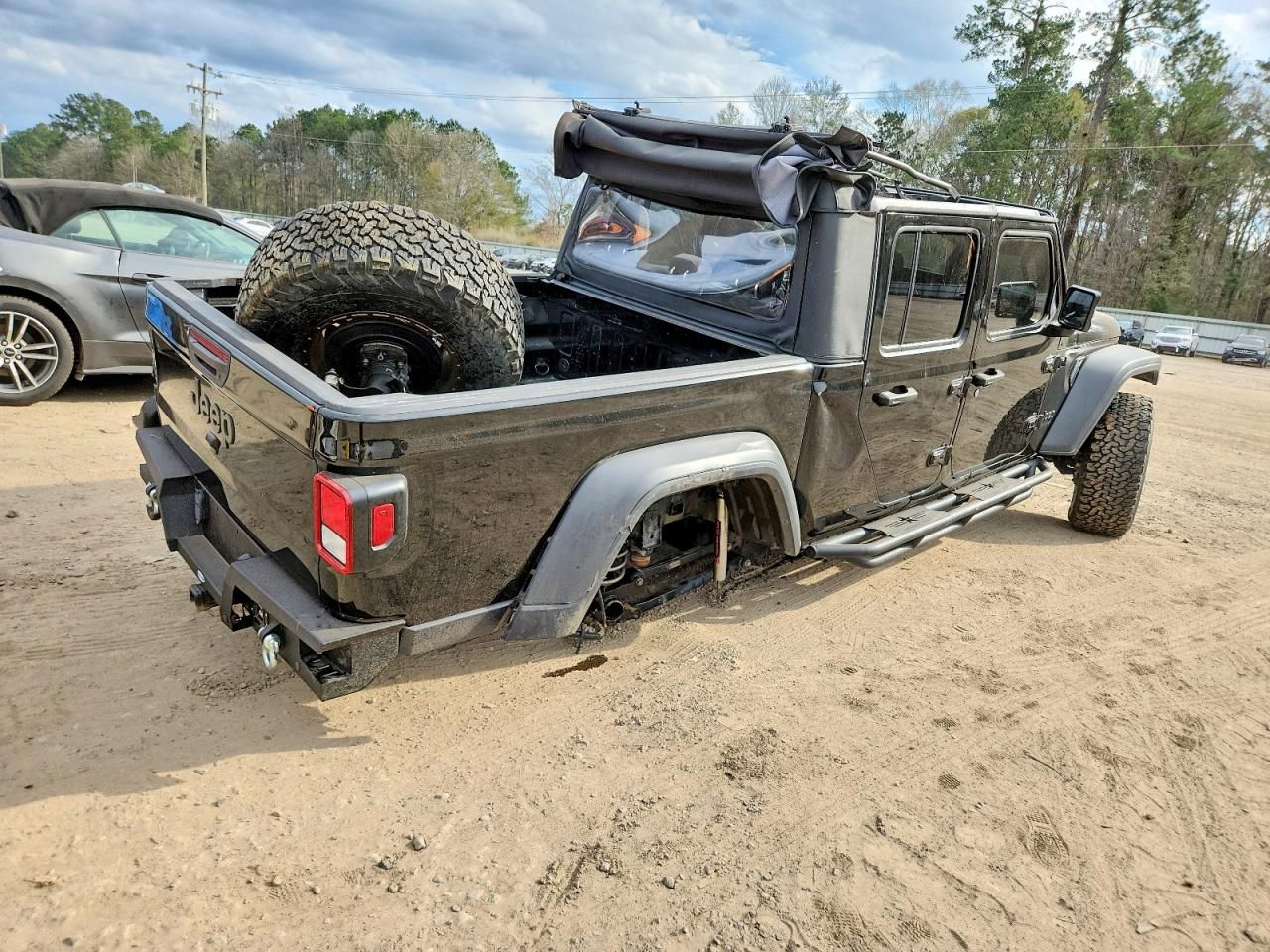 2020 Jeep Gladiator Sport