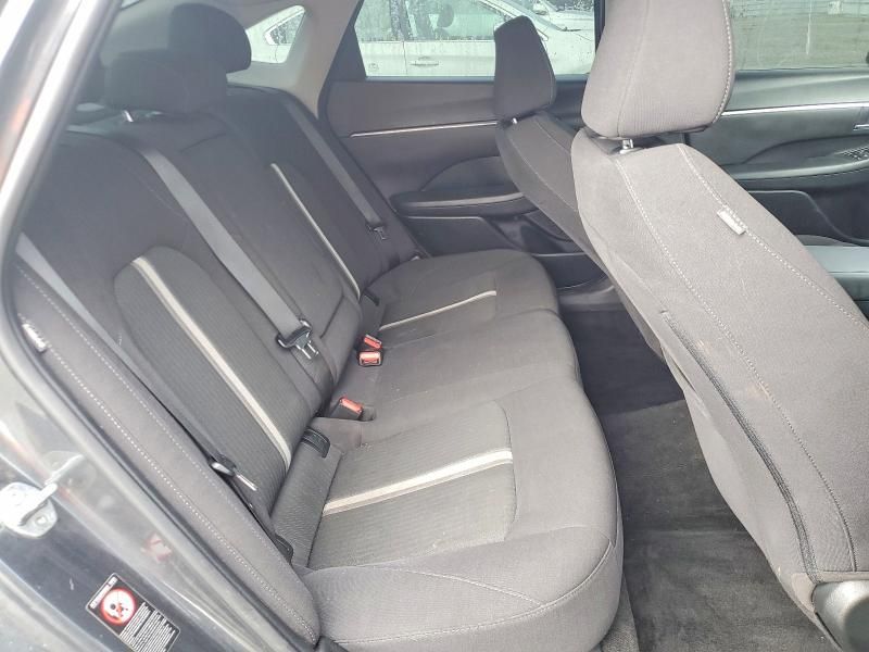 2022 Hyundai Sonata sel