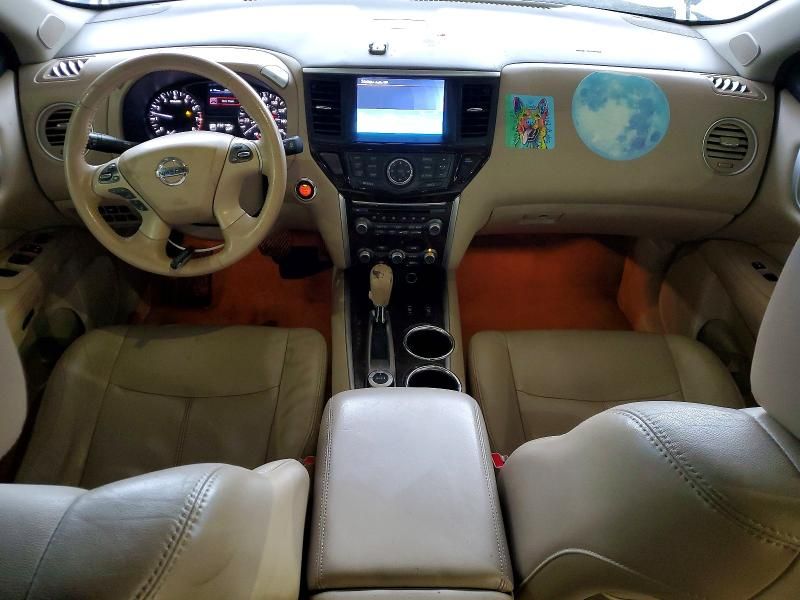 2014 Nissan Pathfinder s
