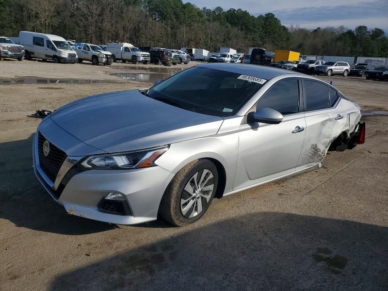 2020 Nissan Altima s