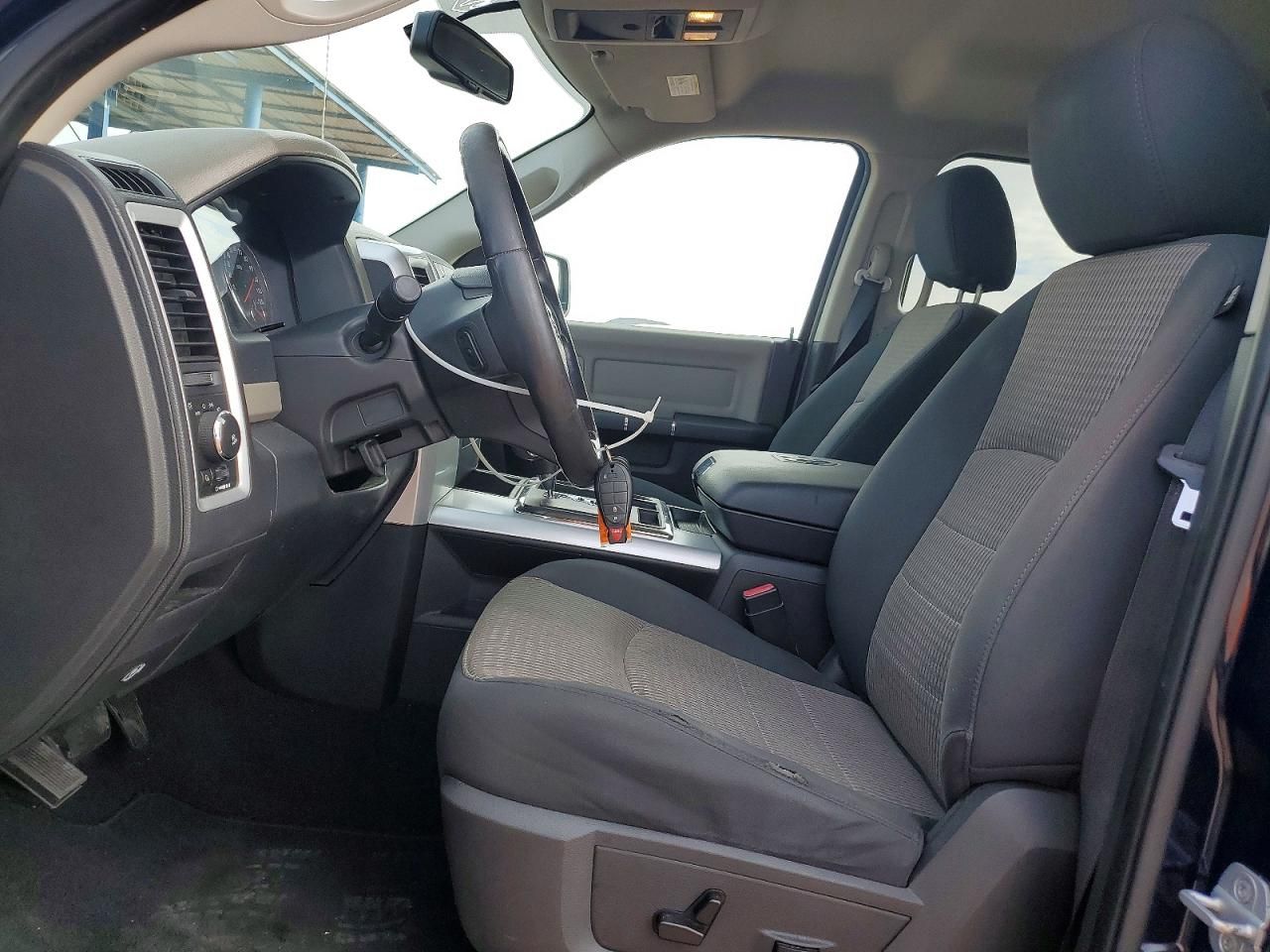 2012 Dodge Ram 1500 slt