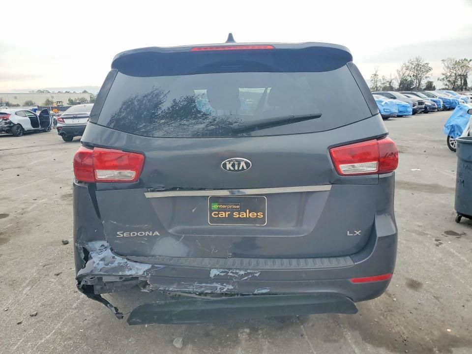 2016 KIA Sedona lx