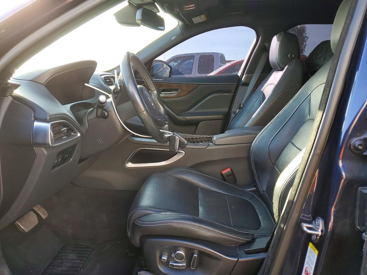 2018 Jaguar F-pace R-sport