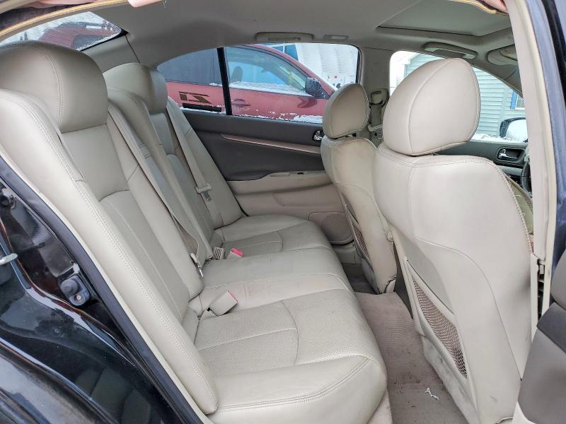 2010 Infinity G37 Sedan x