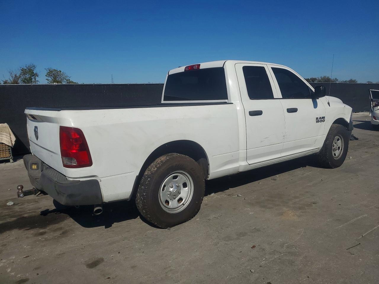 2015 Dodge Ram 1500 st