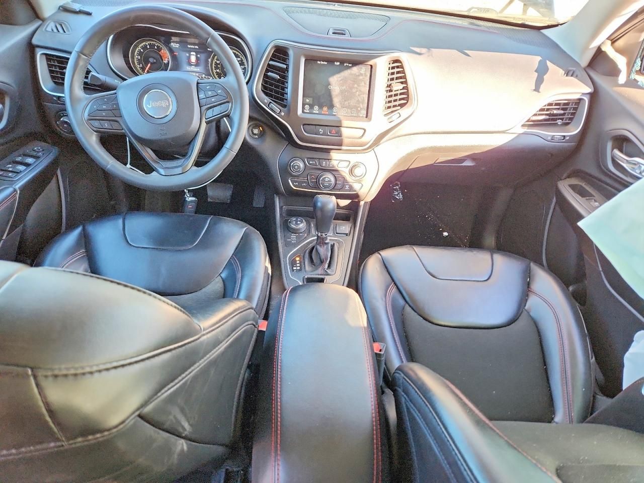 2020 Jeep Cherokee Trailhawk