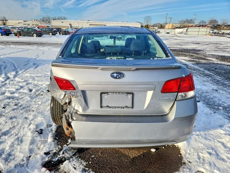 2010 Subaru Legacy 2.5i Premium