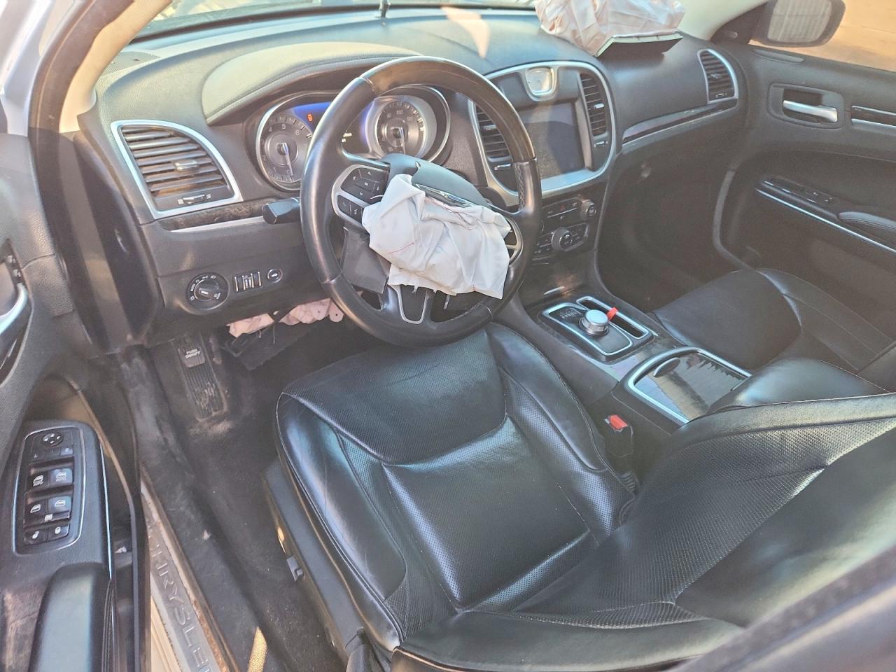 2018 Chrysler 300 Limited