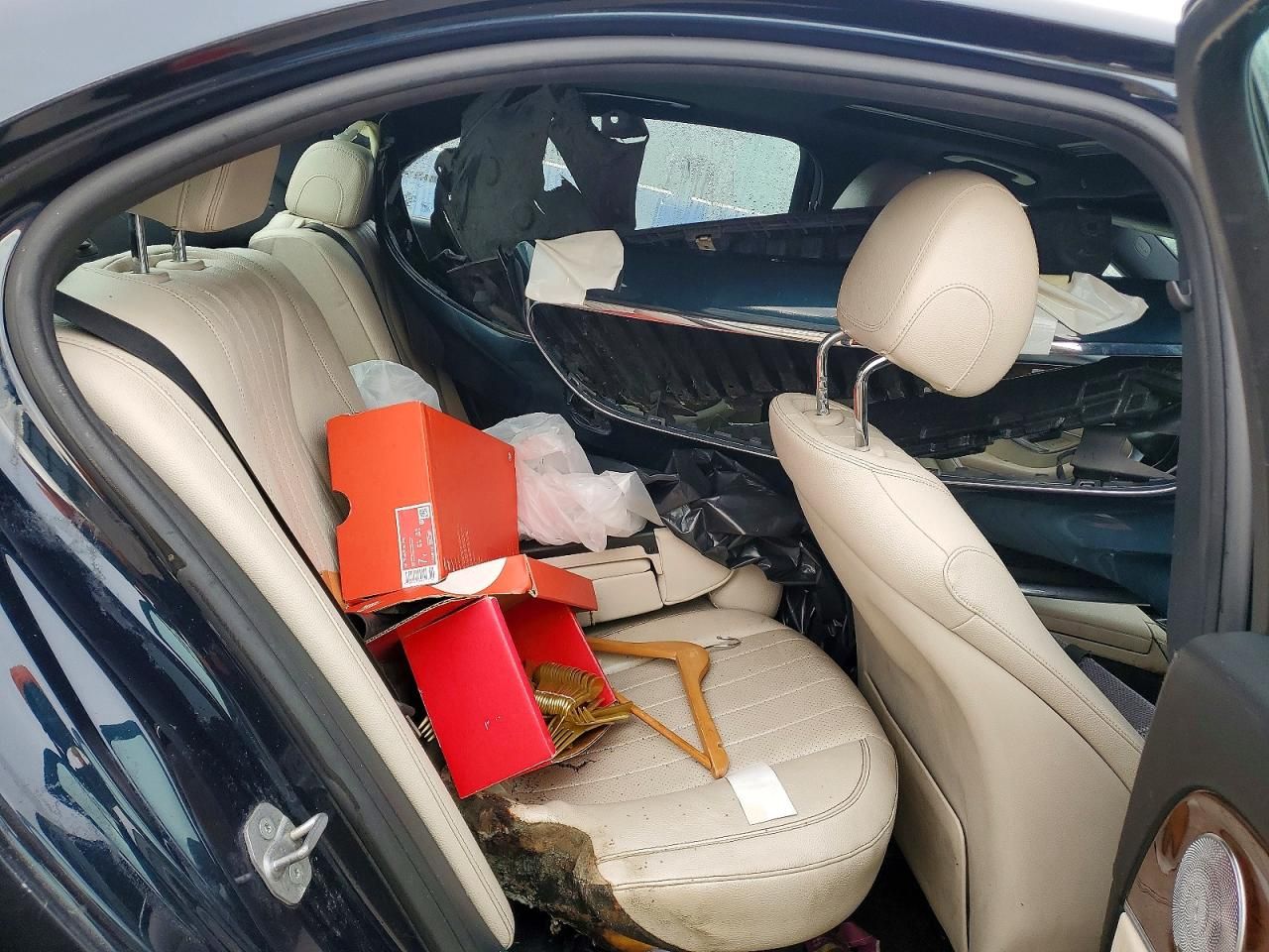 2017 Mercedes-Benz E 300 4matic