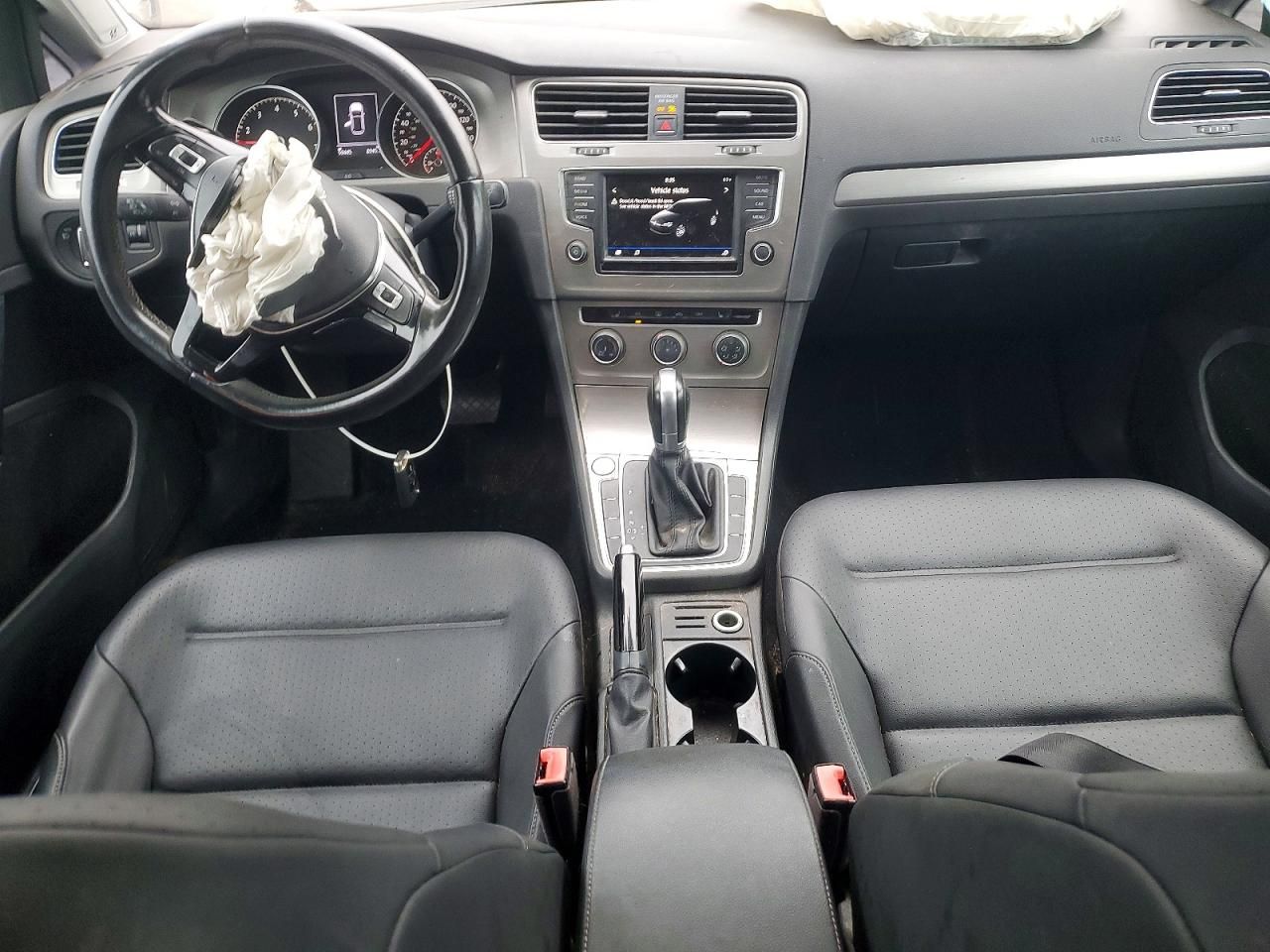 2017 Volkswagen Golf s