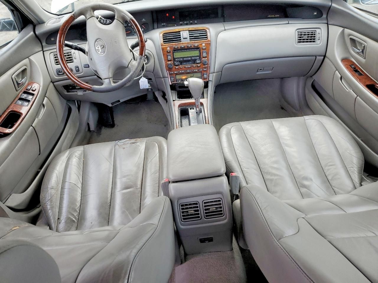2004 Toyota Avalon xl