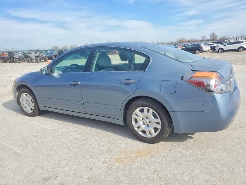 2010 Nissan Altima Base