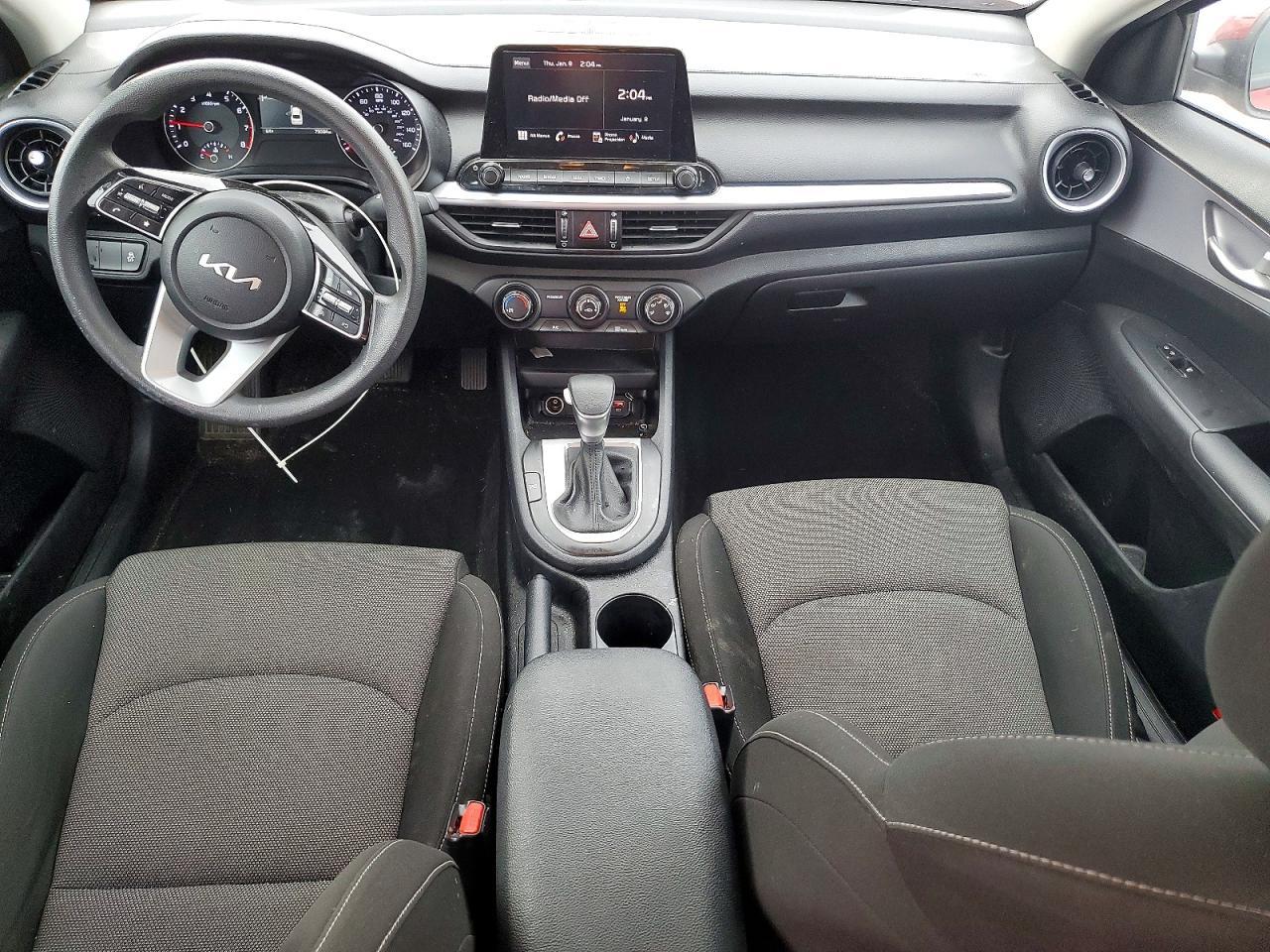 2024 KIA Forte lx