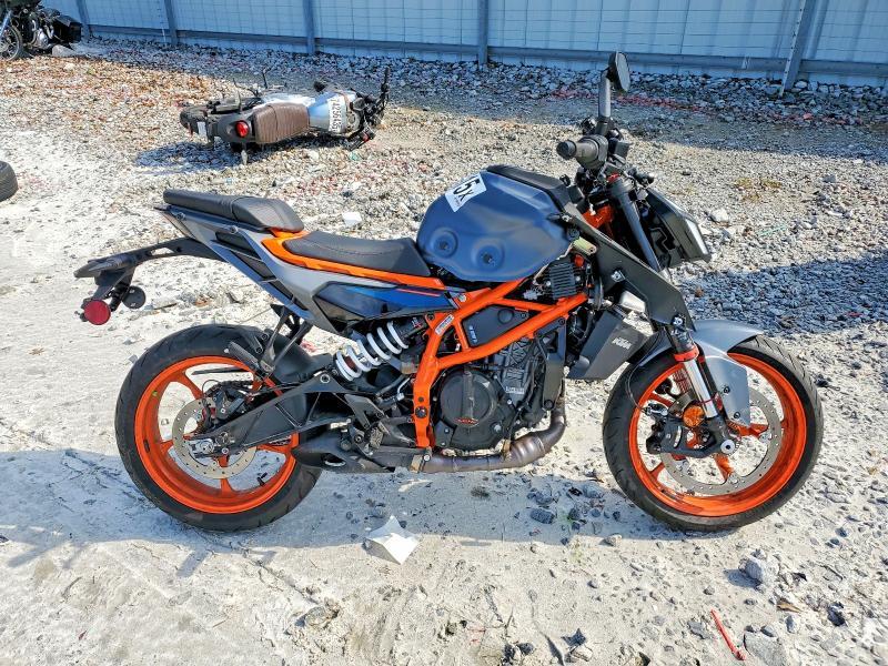 2024 KTM 390 Duke