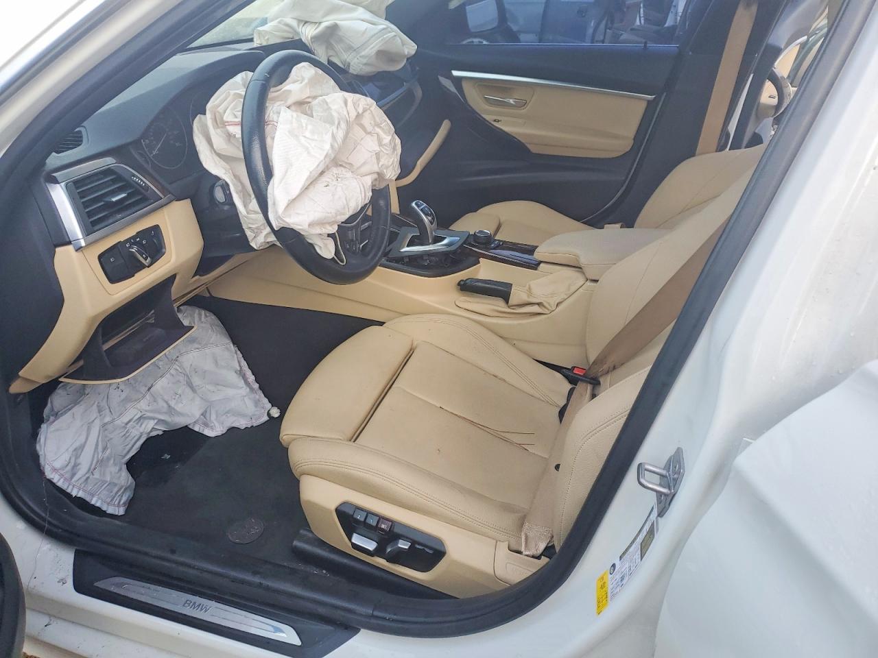 2017 BMW 330 i