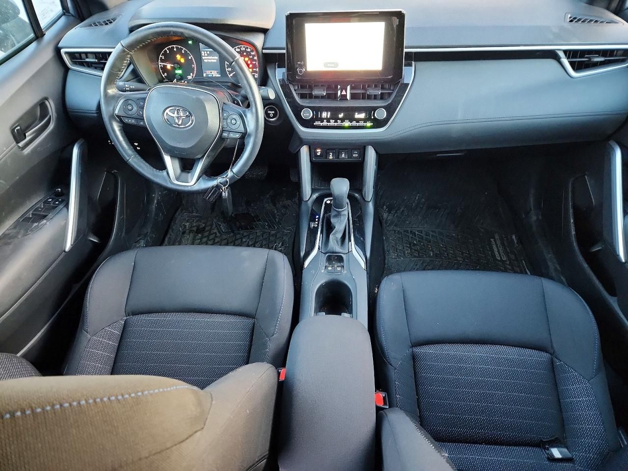 2023 Toyota Corolla Cross le