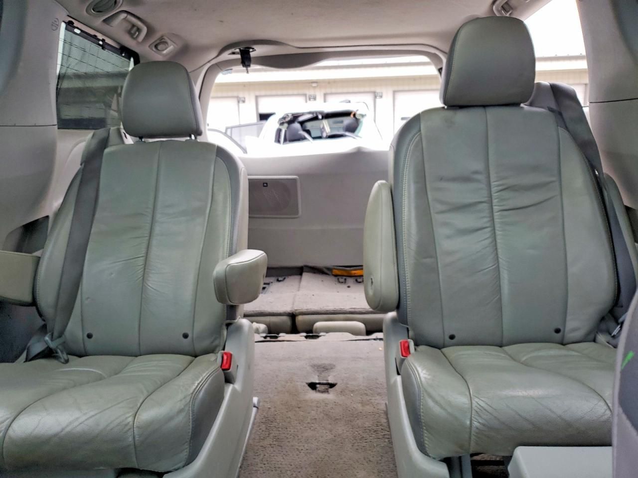 2011 Toyota Sienna xle