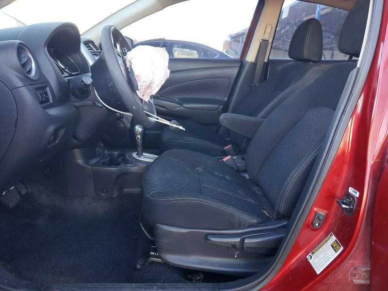 2018 Nissan Versa sv