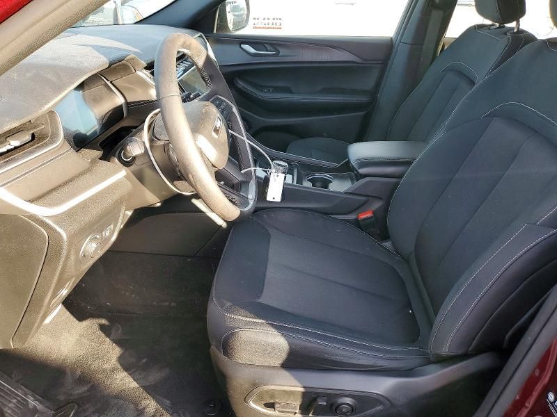 2024 Jeep Grand Cherokee Laredo