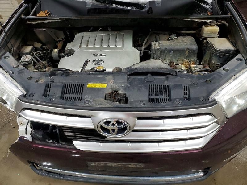 2011 Toyota Highlander Base