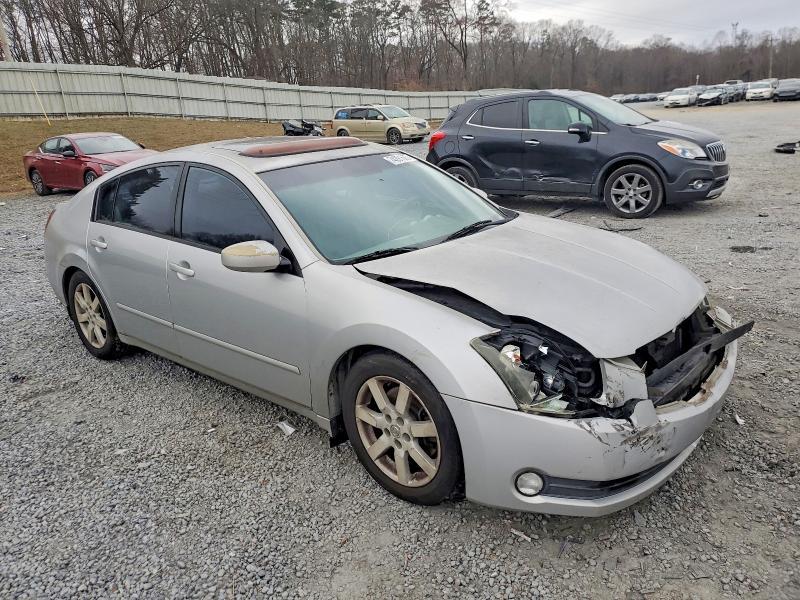 2006 Nissan Maxima se