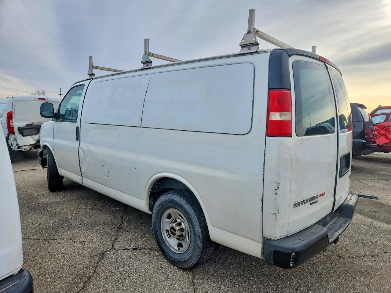2015 GMC Savana