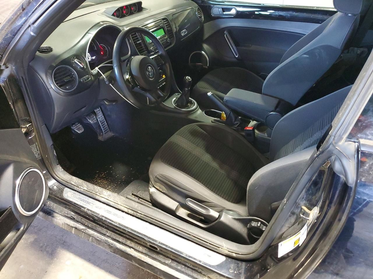 2014 Volkswagen Beetle Turbo